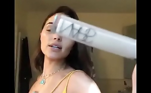 Celebrity Model Olivia Culpo leaked sexy boobs
