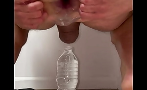 Gaped butt plug and HOT water (Part 1)