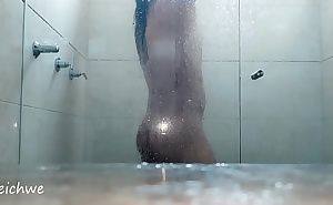 naked bathing fetish