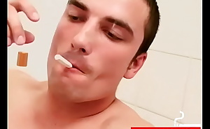 Oral and smoking amusement offered by Twink to a hot dude