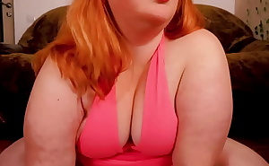 on stream, a fat girl shows her tits and stretches her dress