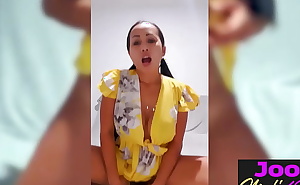 Hot masturbation after outdoor posing and big tits teen Joon Mali pleased herself