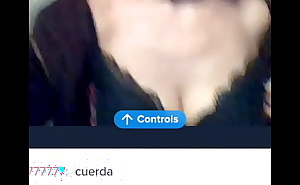 Rusa madura modelo webcam con un rico cuerpo y unas tetas grandes se masturba y enseña su hermoso culo blanco