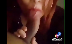 Rico video casero de mi amiga haciéndome el sexo oral le encanta chupar un pene grande