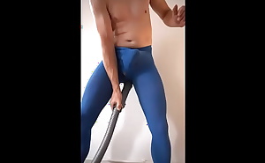 vacuum cleaner fuck in pantyhose