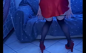 balletto di auto piacere con seta rossa e calze in nylon