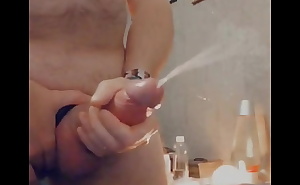 Big cock cumshot (loop edit)