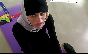 Hijab Teen Offers to Suck Her Olympics Coach's Dick - HijabLust