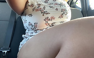 Eva with big tits masturbates pussy in a taxi during a traffic jam