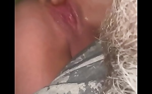 Making pussy squirt