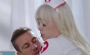 Hot Nurse Chloe Surreal Mistakenly Visits Ryan's House For Therapy and They End Up Fucking - MileHigh